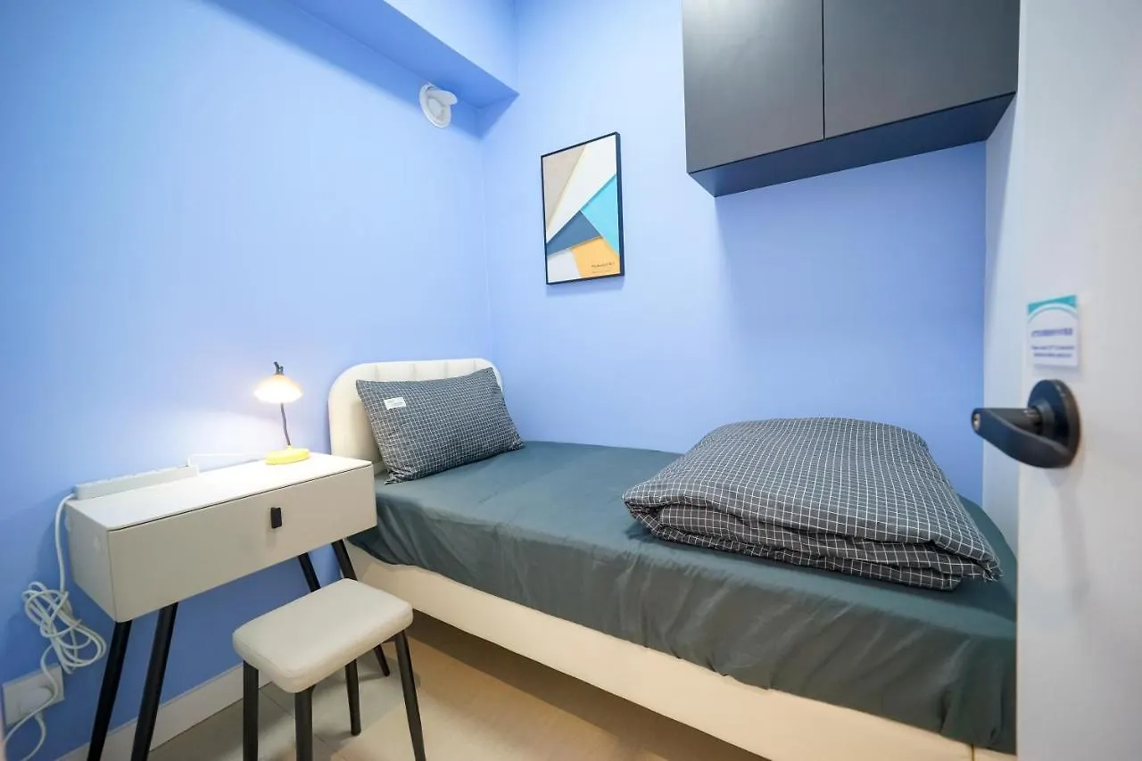 Student Accommodation - 276 Gloucester Road Hong Kong Hostel