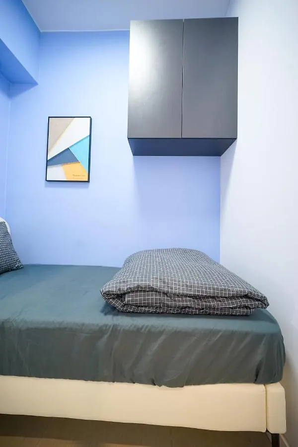 Student Accommodation - 276 Gloucester Road Hong Kong